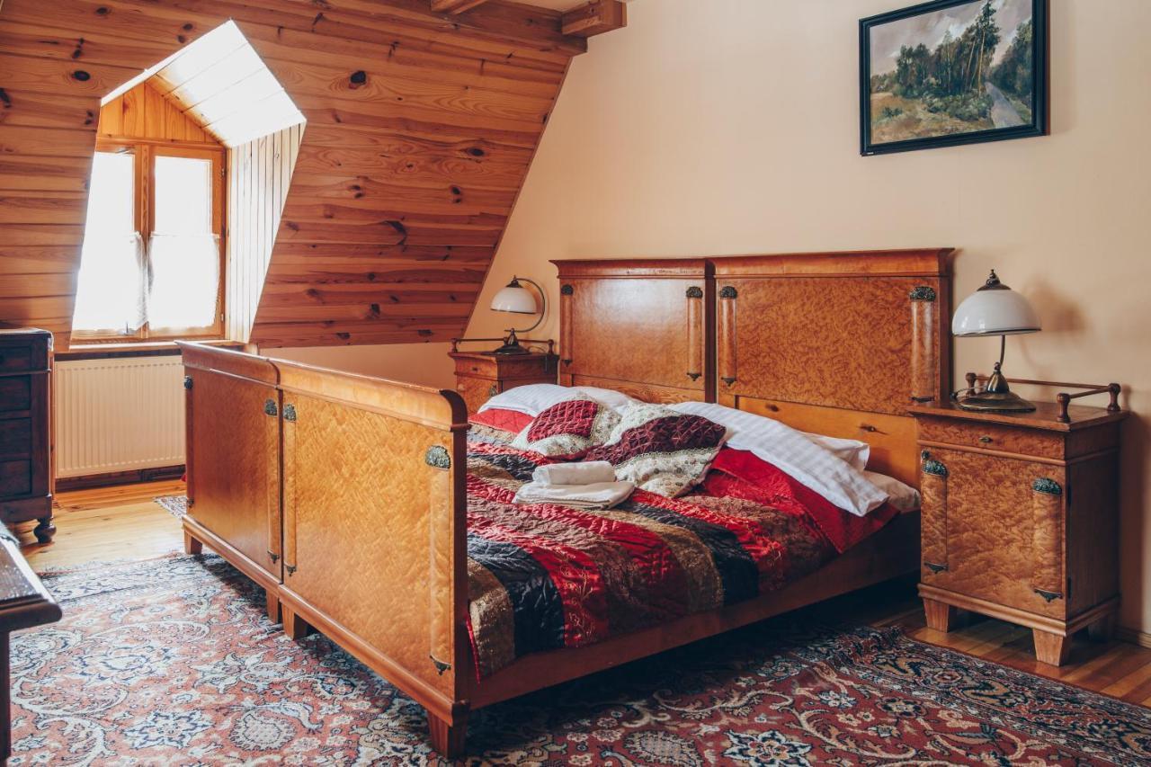 Dwor Zascianek Hotel Sarnaki Bagian luar foto